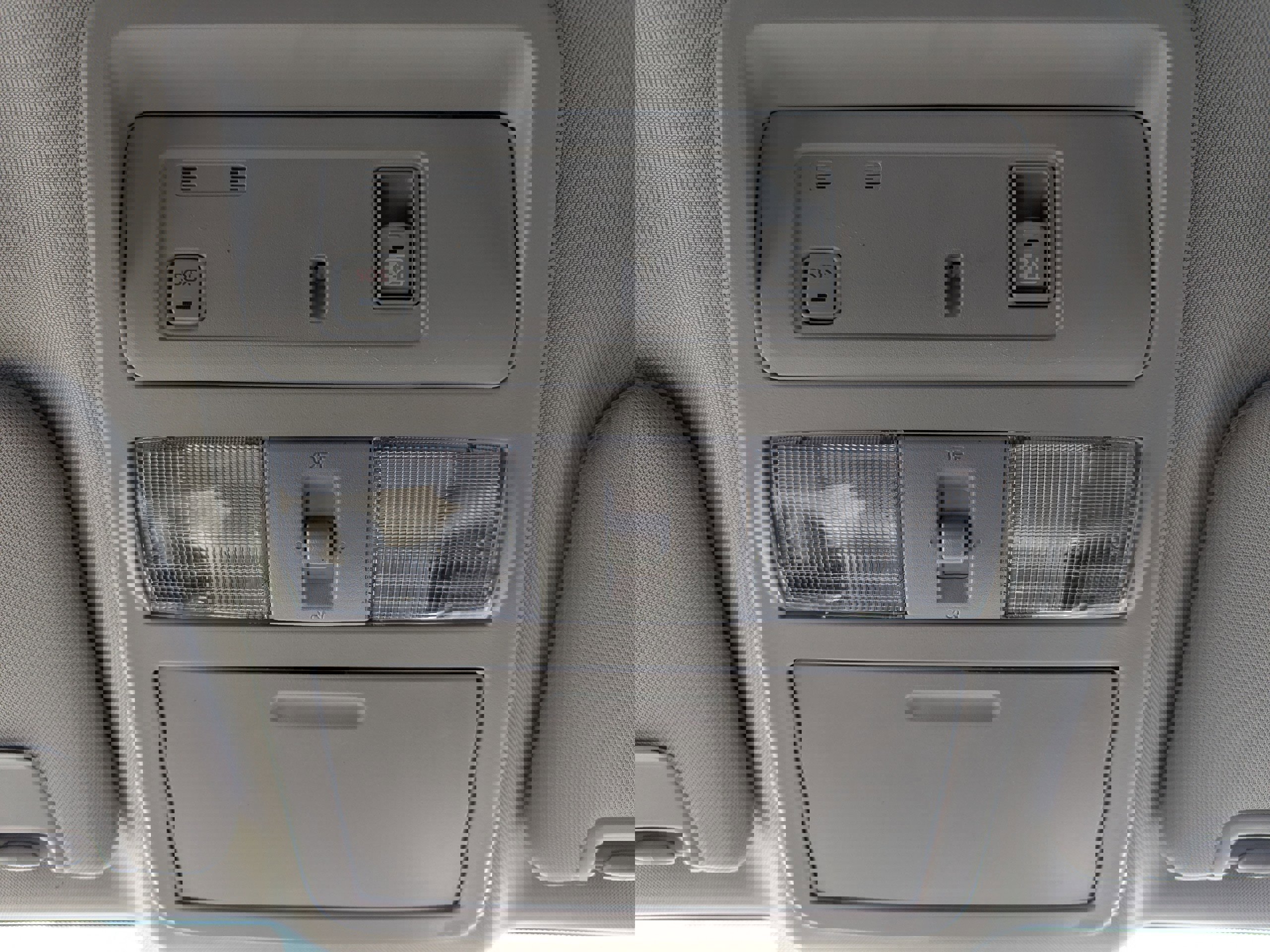 Used 2020 Nissan Titan SV w/ SV Convenience Package image 27