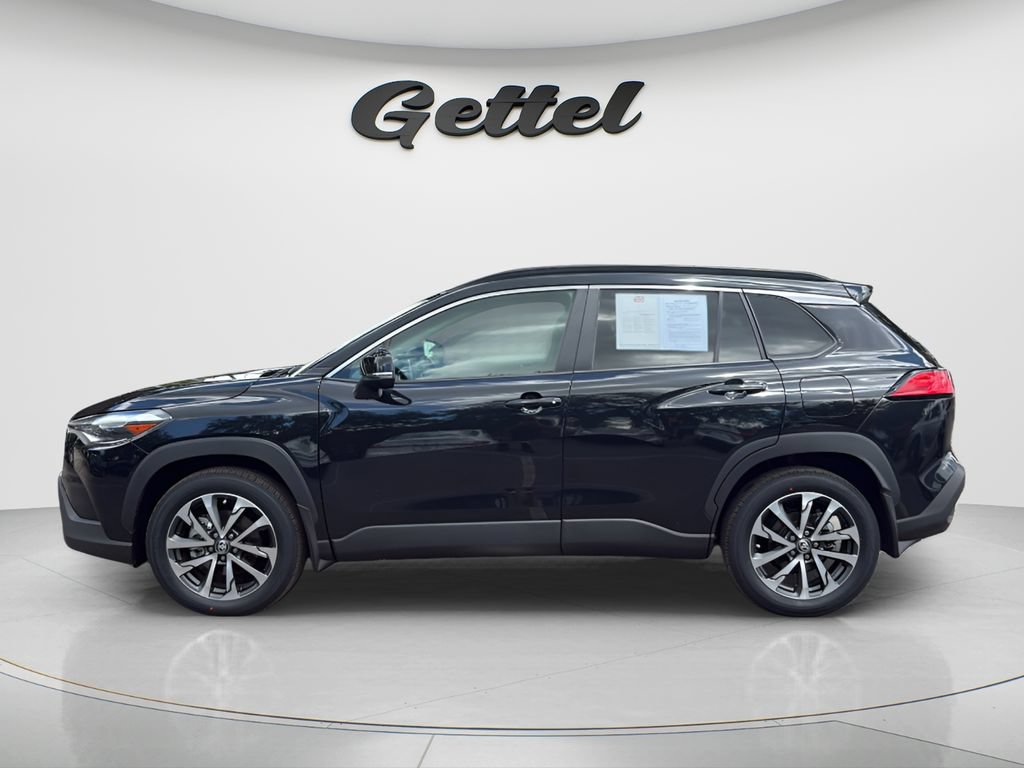 Used 2023 Toyota Corolla Cross XLE FWD image 8