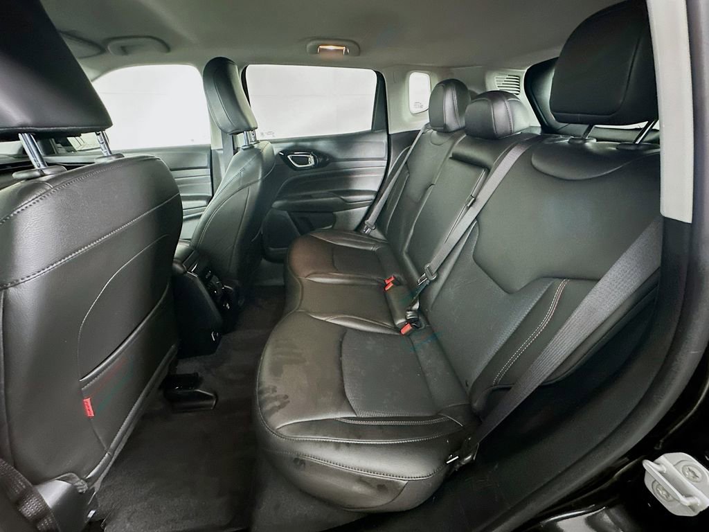 Certified 2022 Jeep Compass Trailhawk image 33