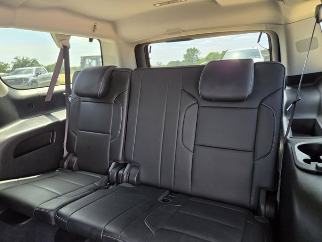 Used 2019 Chevrolet Suburban Premier AWD/4WD image 37