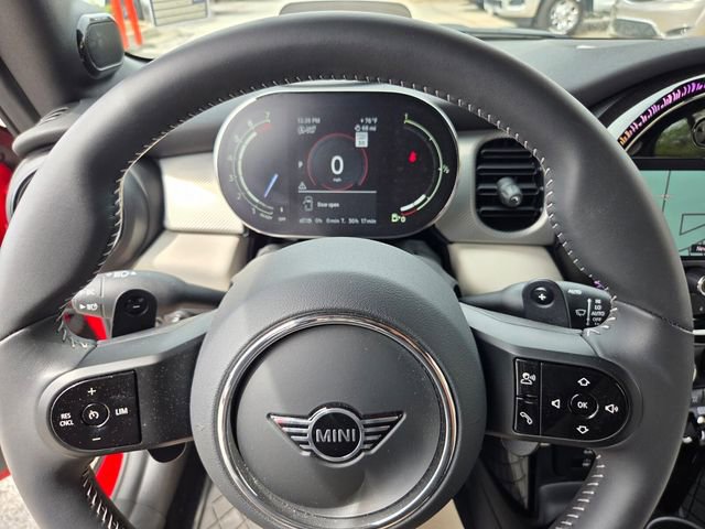 Used 2023 MINI Cooper S image 19