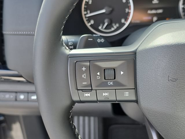 New 2026 Nissan Pathfinder SV FWD image 31