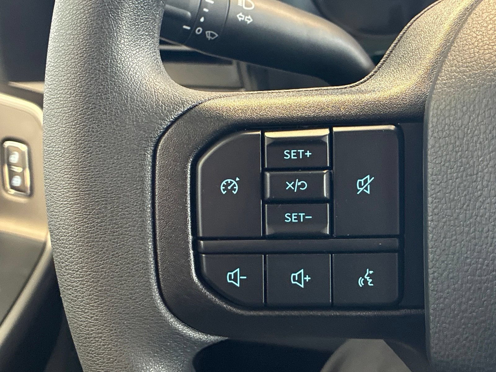 New 2027 Ford F350 XL w/ STX Appearance Package AWD/4WD image 19