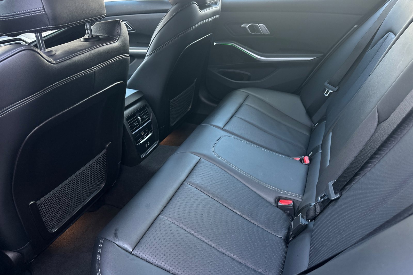 Used 2023 BMW 330e w/ M Sport Package image 11