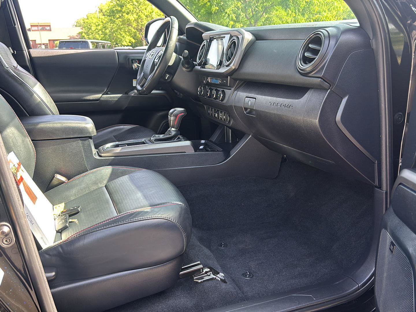 Used 2019 Toyota Tacoma TRD Pro AWD/4WD image 15