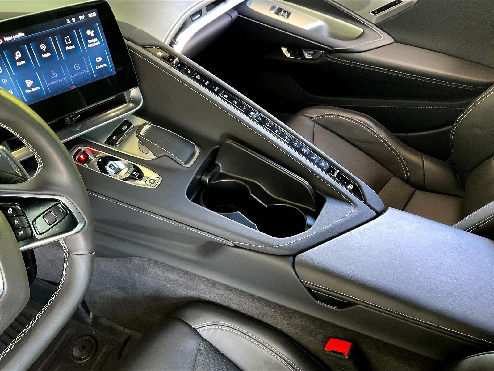 Used 2024 Chevrolet Corvette Stingray Preferred Cpe w/ Z51 Performance Package RWD image 17