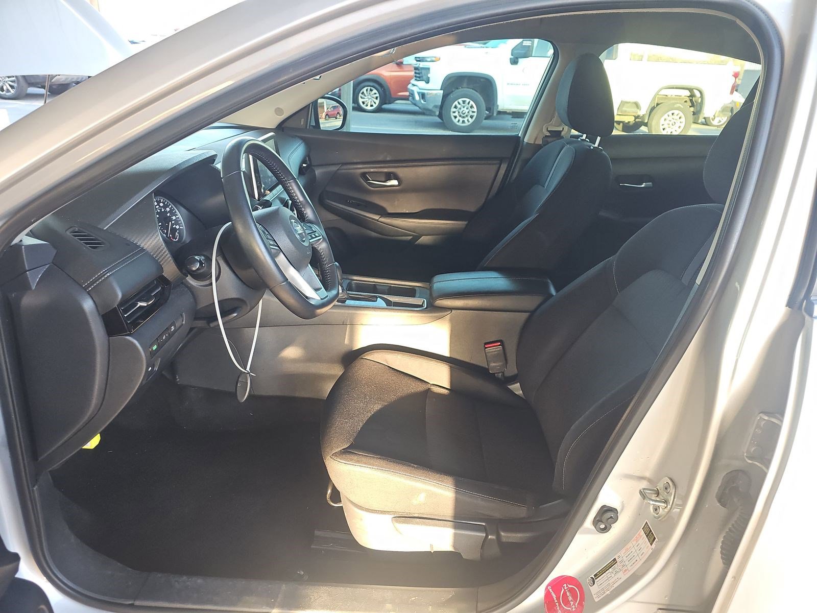 Used 2020 Nissan Sentra SV image 7