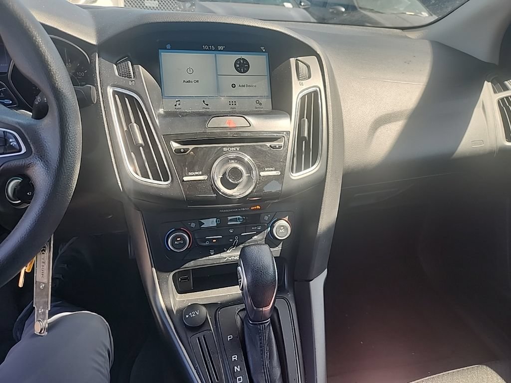 Used 2018 Ford Focus SEL FWD image 23