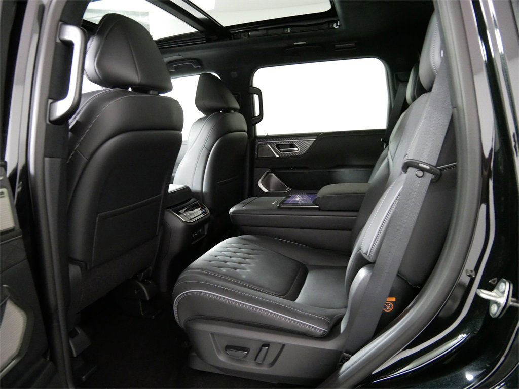 New 2025 INFINITI QX80 Autograph image 14