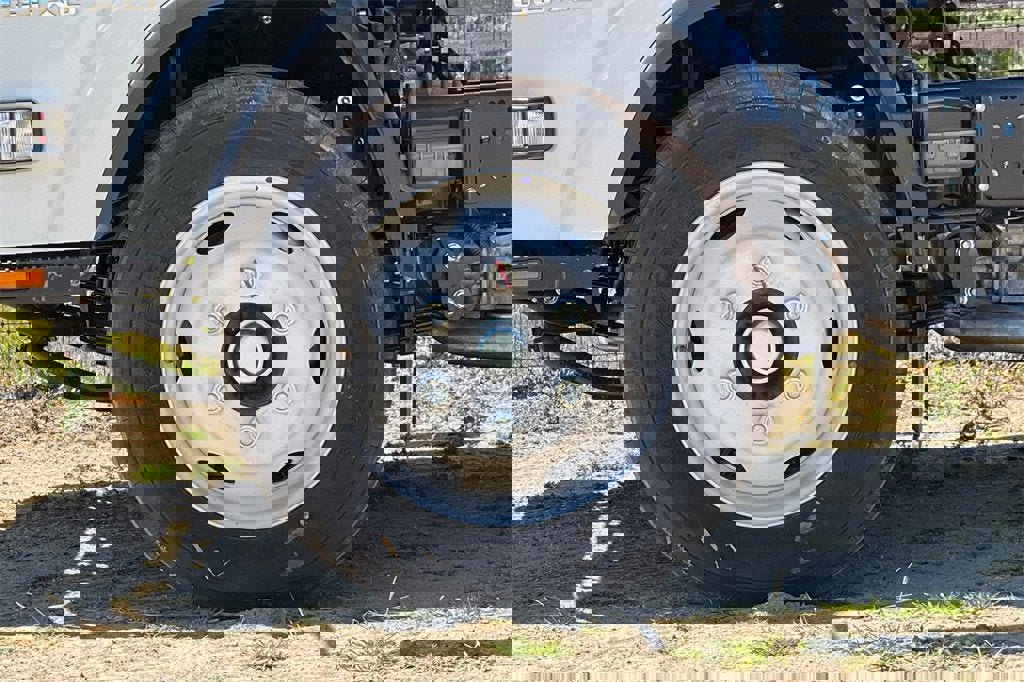 New 2025 Chevrolet Low Cab Forward 5500XG image 22