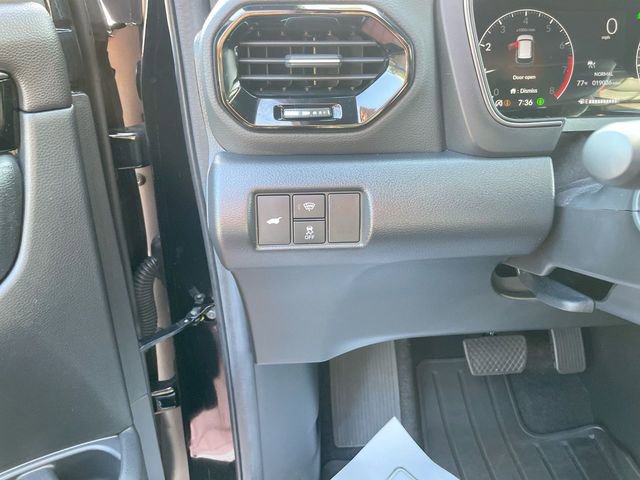 Certified 2025 Honda Pilot TrailSport image 12