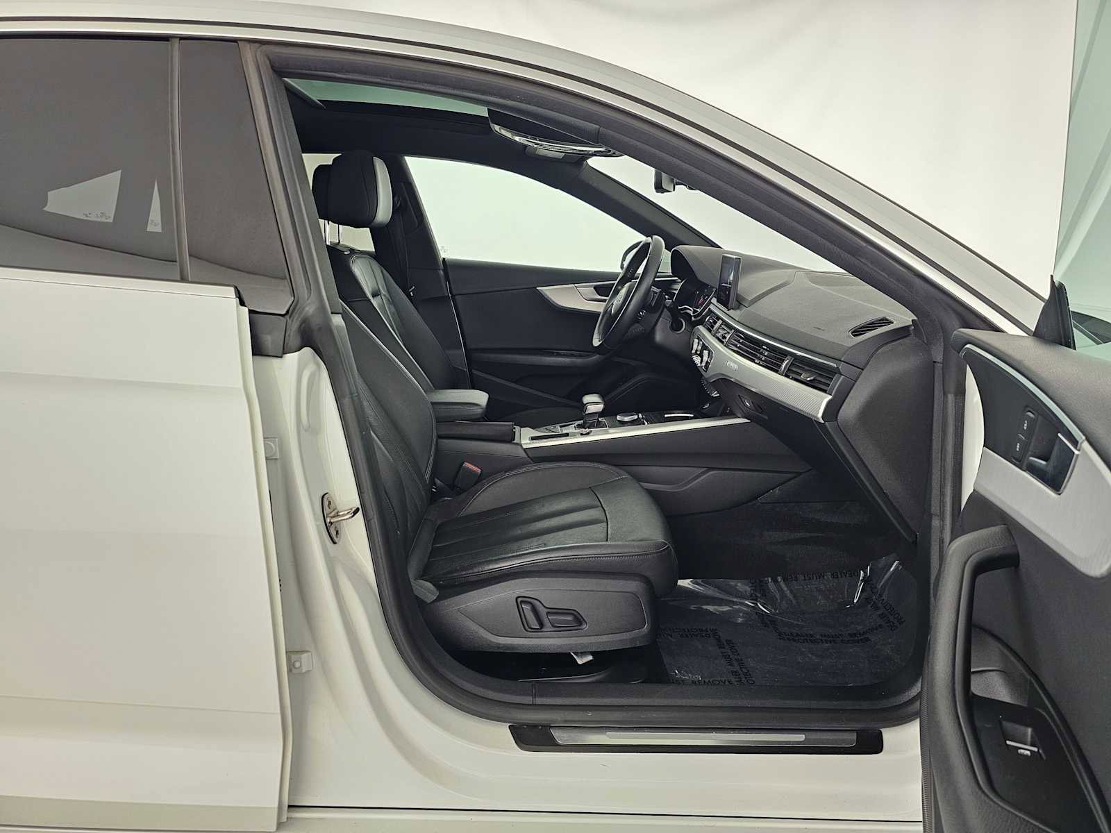 Used 2018 Audi A5 2.0T Premium image 10