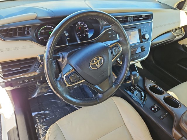 Used 2016 Toyota Avalon XLE Premium image 10