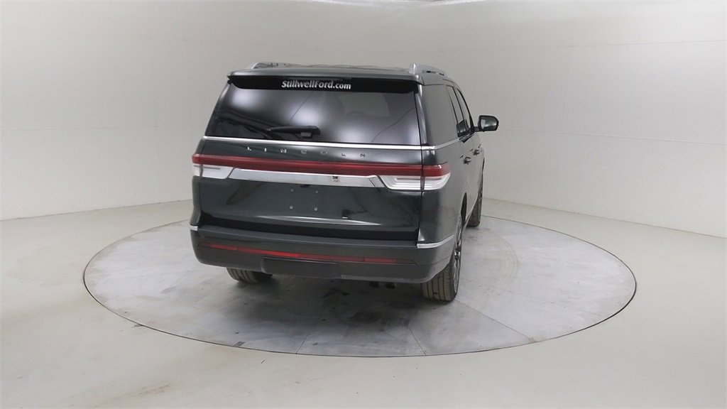 Used 2023 Lincoln Navigator Black Label image 16