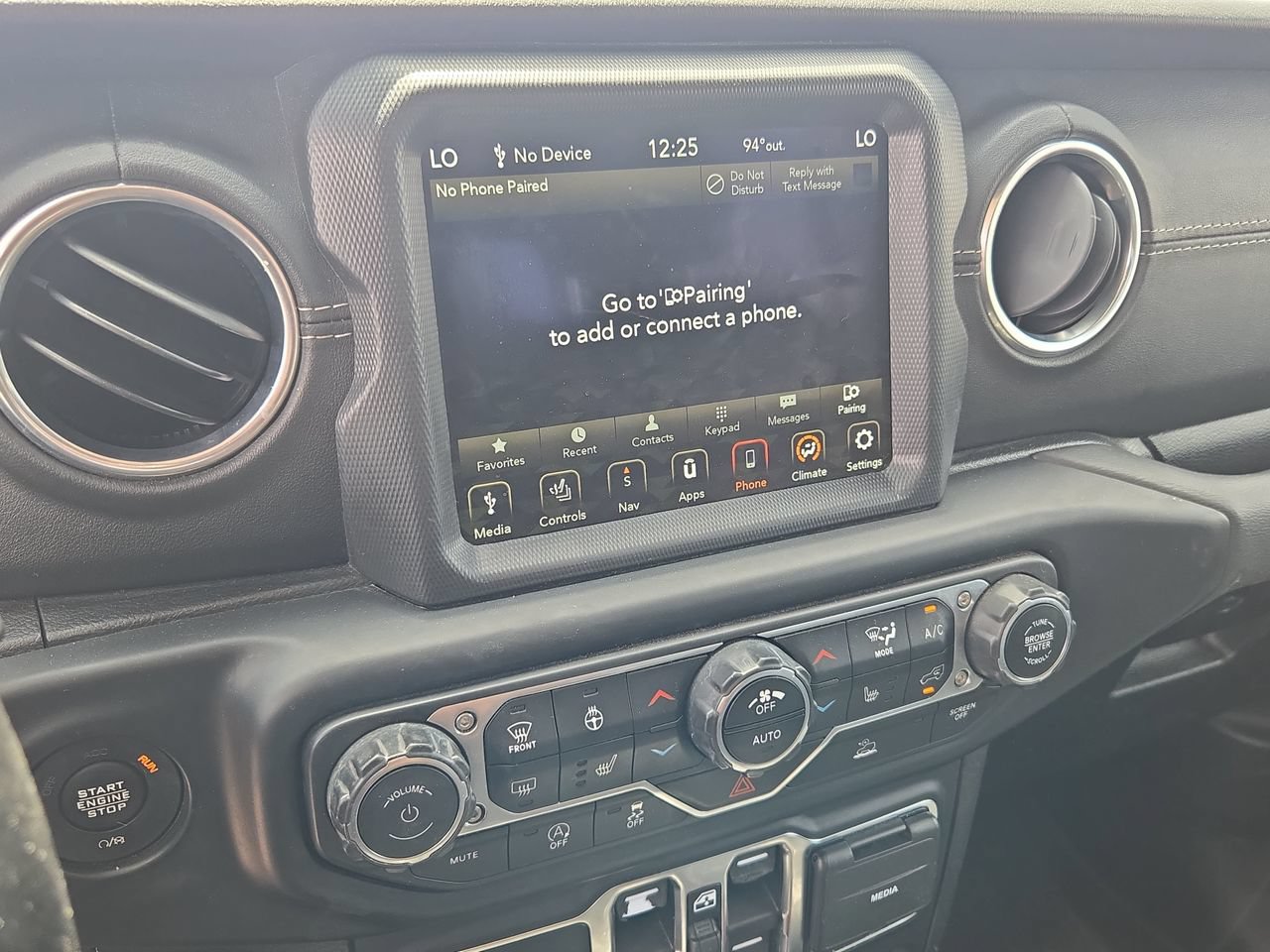 Used 2021 Jeep Gladiator Overland AWD/4WD image 12