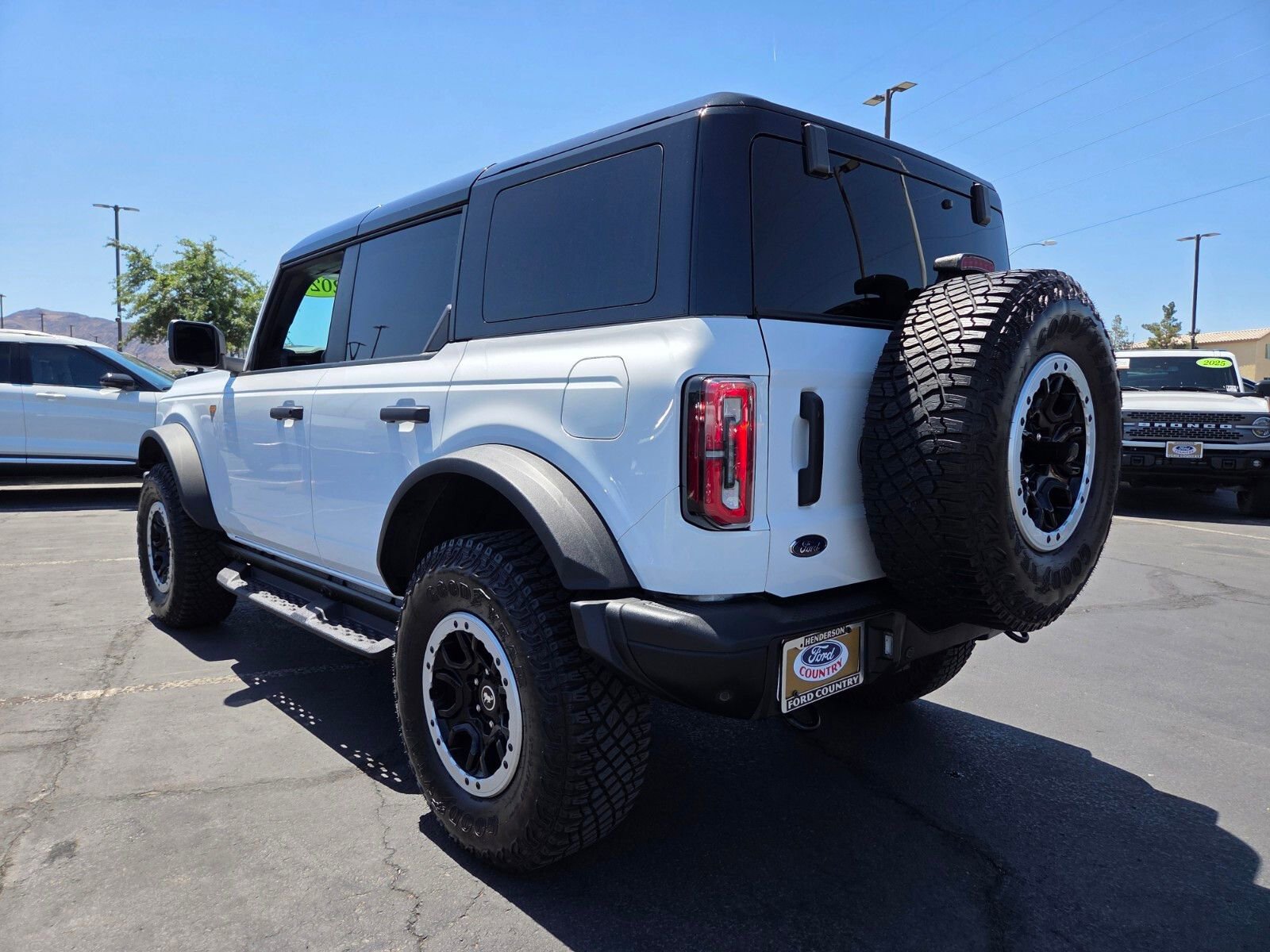 Used 2024 Ford Bronco Badlands AWD/4WD image 4