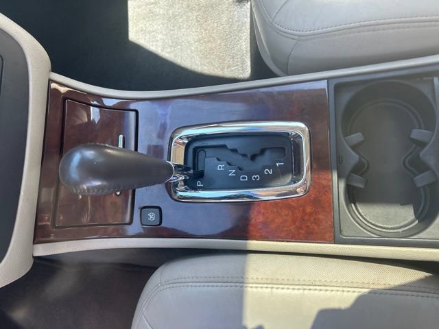 Used 2006 Buick Lucerne CXS w/ Driver Confidence Package FWD image 14