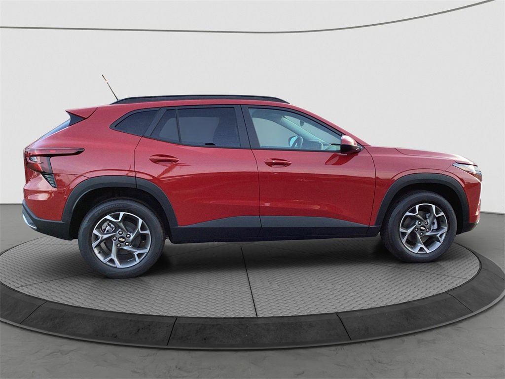 New 2026 Chevrolet Trax LT image 8