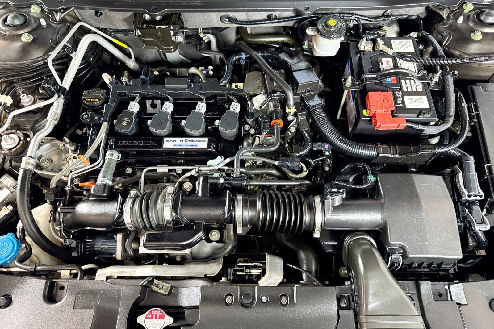 Used 2018 Honda Accord EX image 28