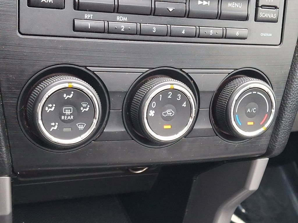 Used 2015 Subaru Forester 2.5i Premium AWD/4WD image 16