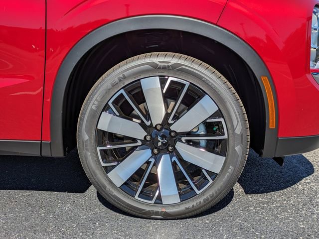 New 2025 Mitsubishi Outlander SE image 11