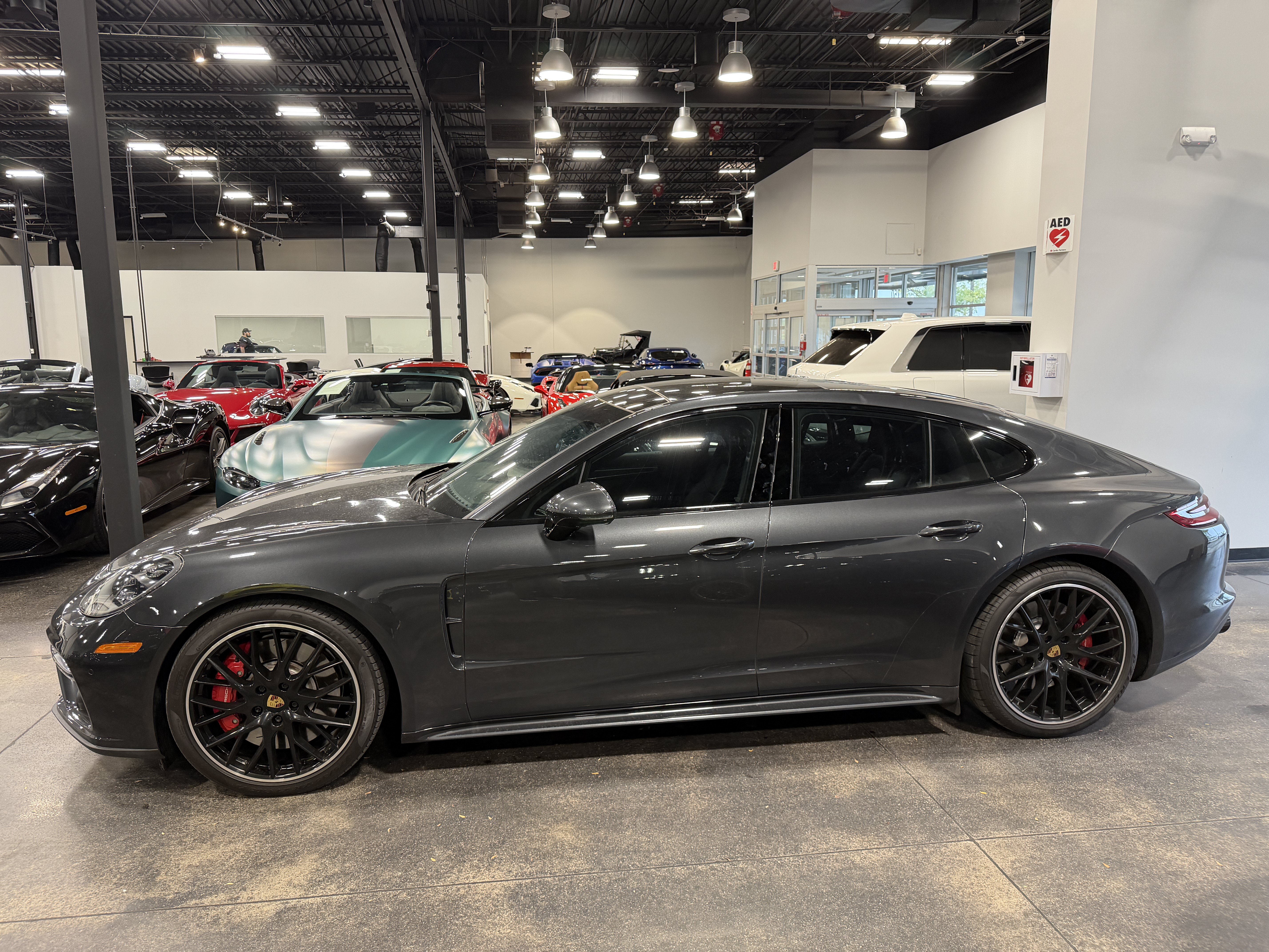 Used 2020 Porsche Panamera Turbo w/ Premium Package Plus AWD/4WD image 3