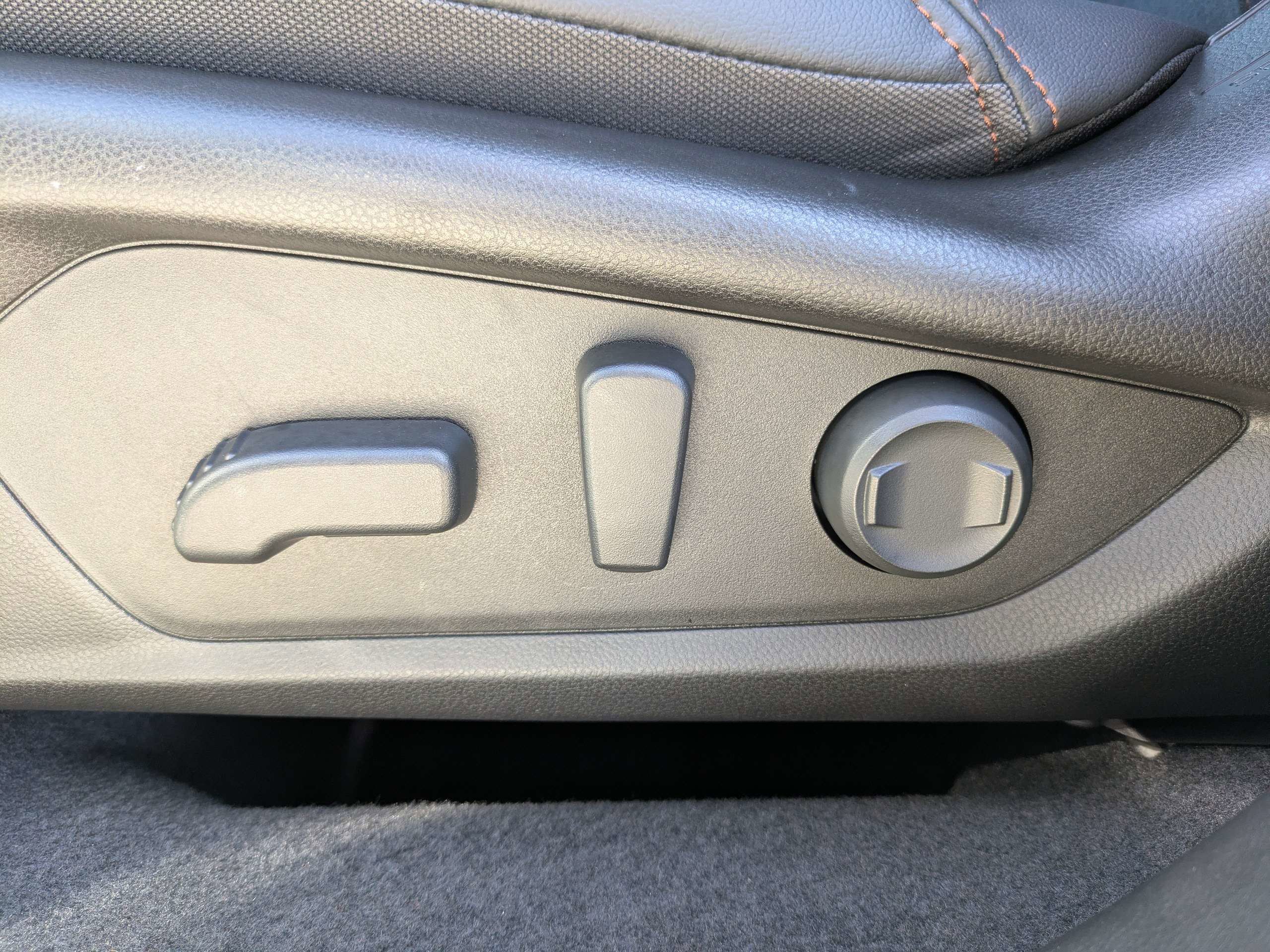 Certified 2025 Subaru Forester Touring w/ Protection Package image 21