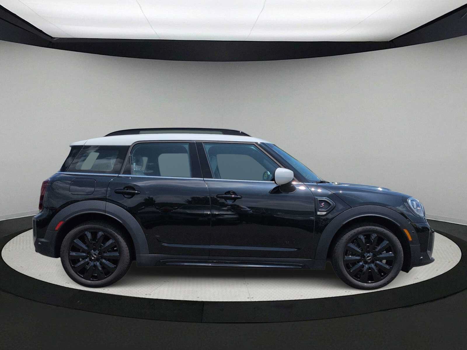 Certified 2023 MINI Cooper Countryman S AWD/4WD image 9