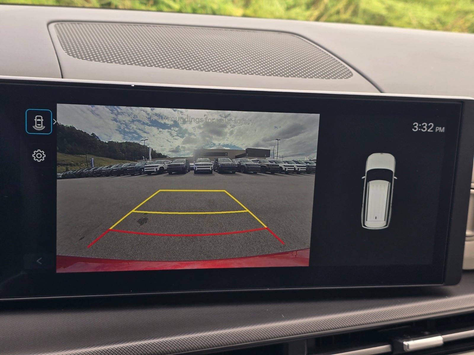 Used 2024 Hyundai Santa Fe SEL FWD image 18