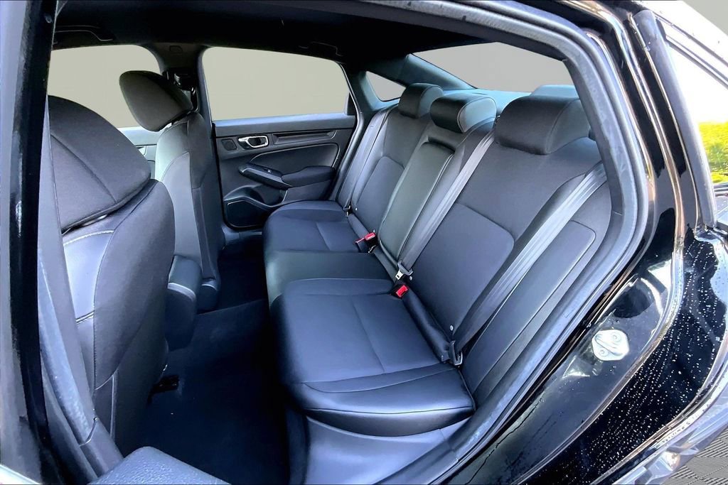 Used 2025 Honda Civic Sport image 16
