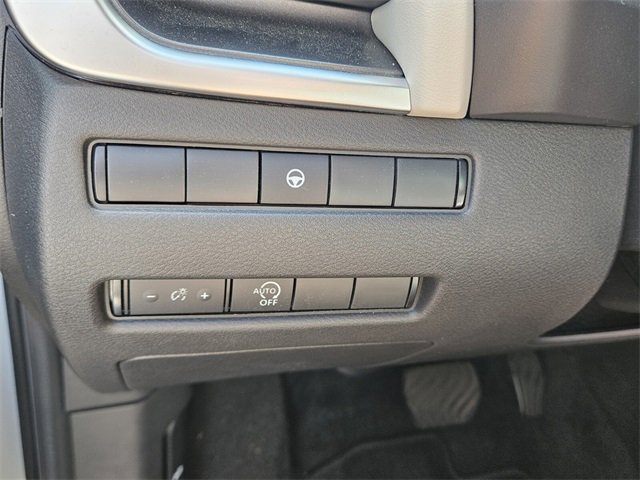 Used 2023 Nissan Rogue SV image 26