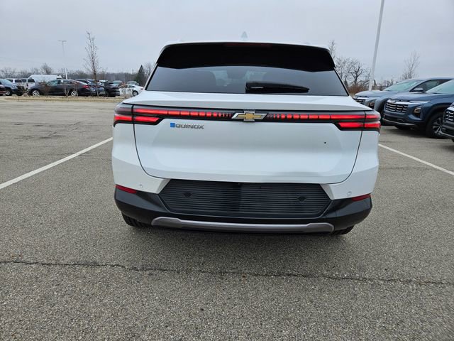 Used 2025 Chevrolet Equinox EV LT image 6