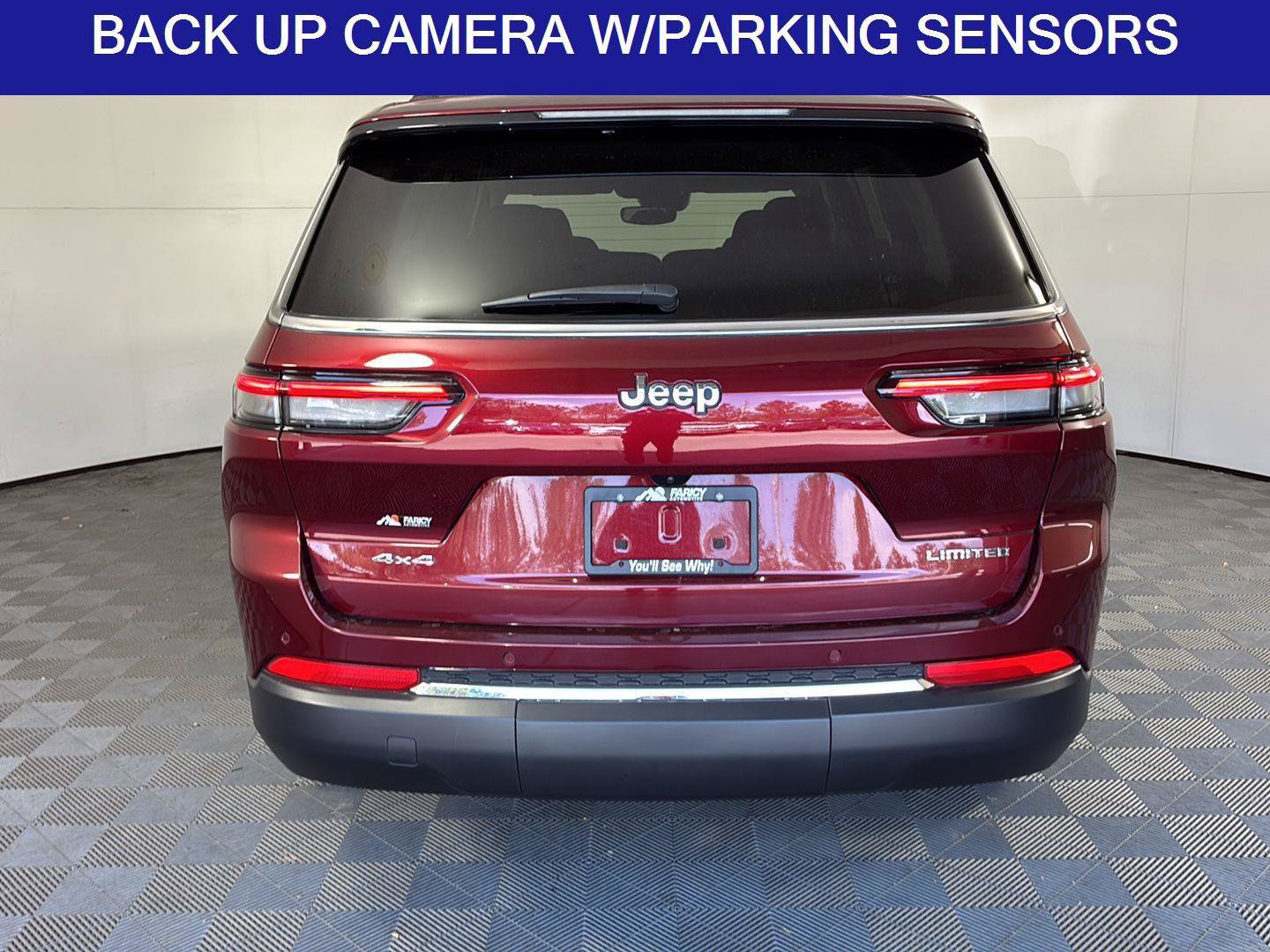 Used 2023 Jeep Grand Cherokee L Limited AWD/4WD image 5