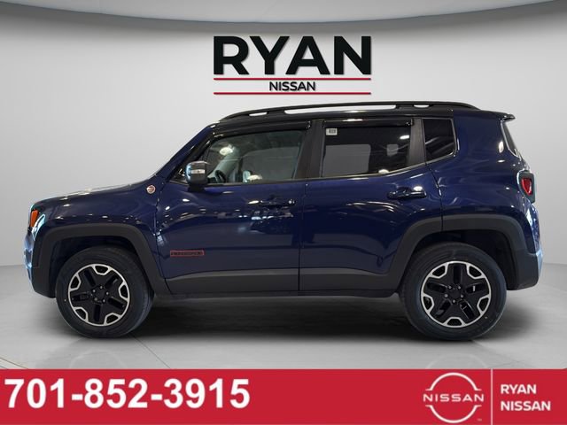 Used 2016 Jeep Renegade Trailhawk w/ Premium Trailhawk Package image 14