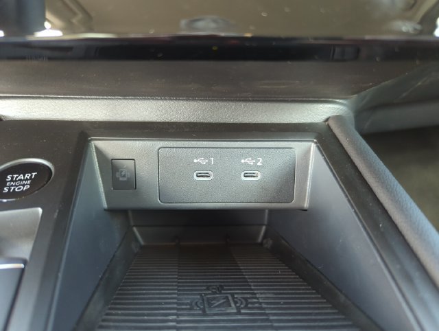 New 2026 Nissan Kicks SR w/ Cold Weather Package FWD image 38