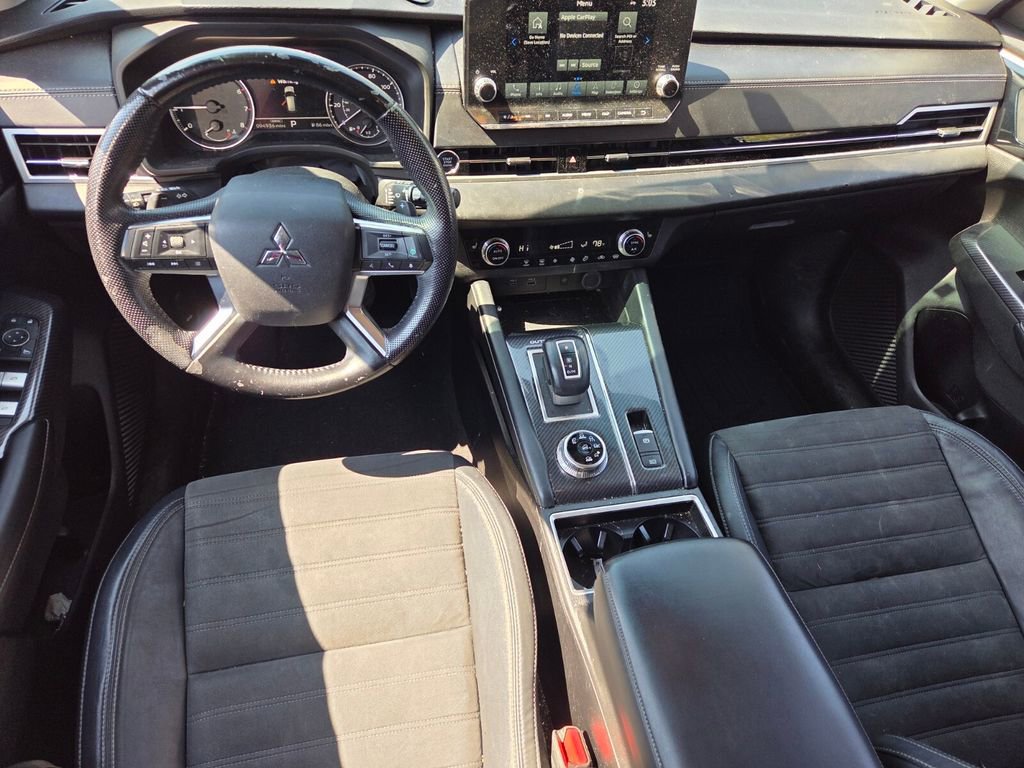 Used 2022 Mitsubishi Outlander SE image 8