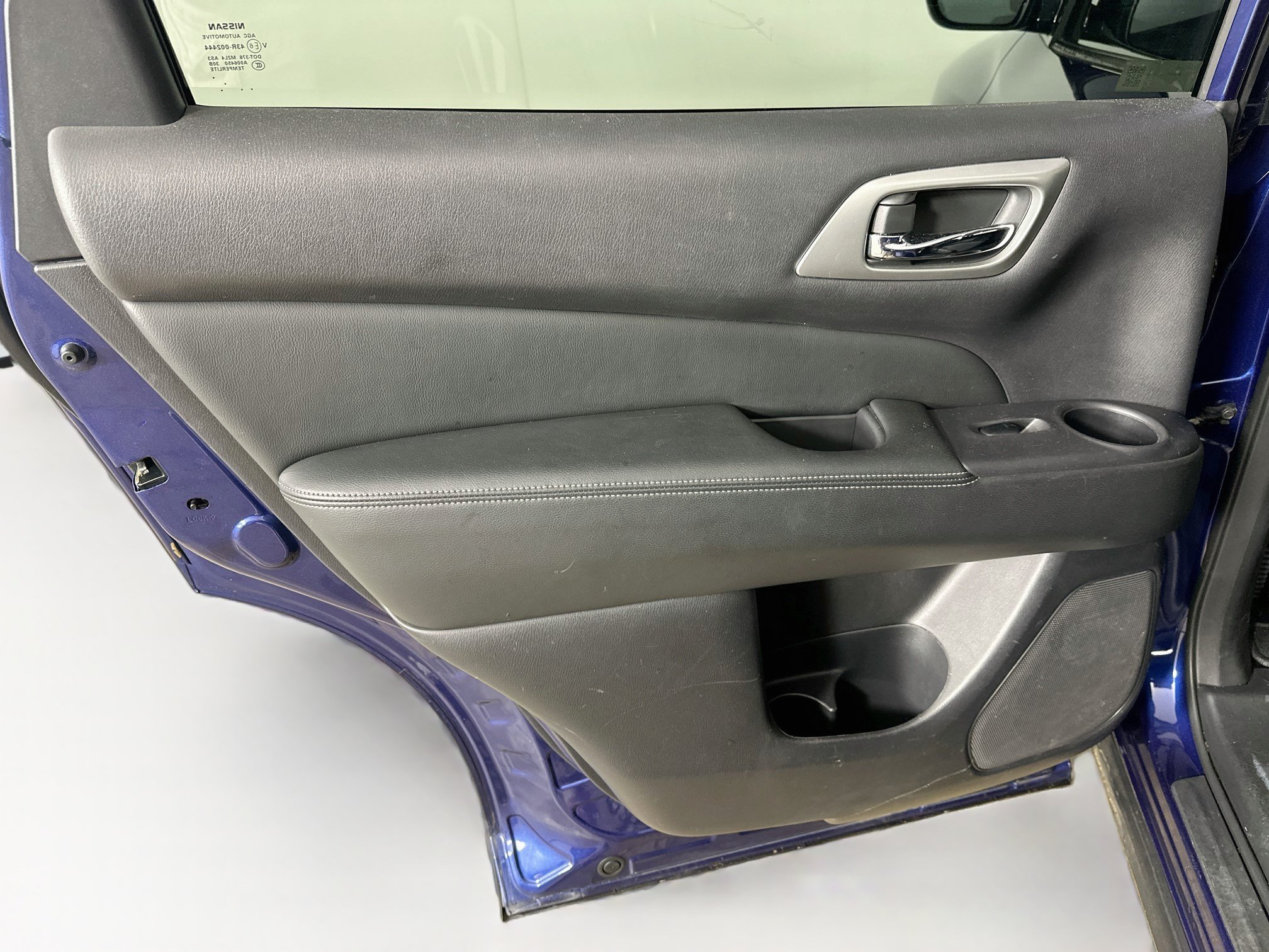 Used 2018 Nissan Pathfinder S FWD image 25