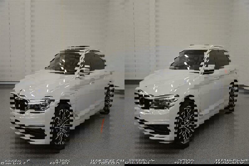 Used 2020 BMW 530e image 3