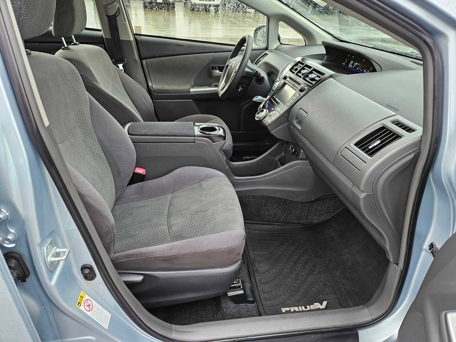 Used 2013 Toyota Prius V Three image 10