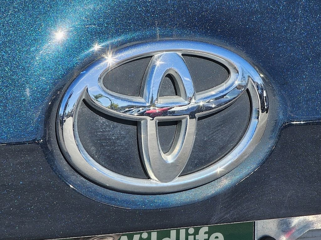 Used 2017 Toyota Corolla LE image 12