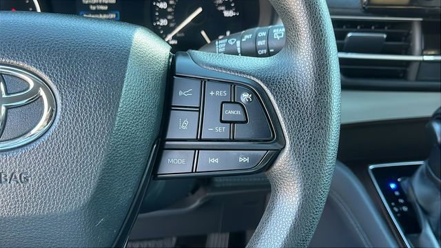 Certified 2022 Toyota Sienna LE image 11