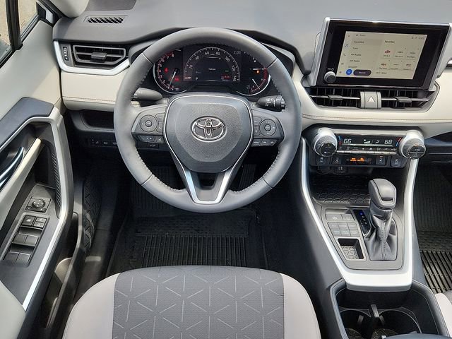Used 2023 Toyota RAV4 XLE w/ Convenience Package AWD/4WD image 11