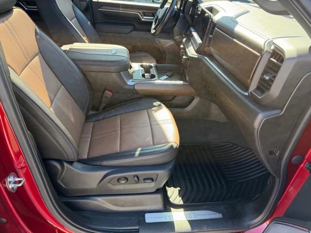 Used 2024 Chevrolet Silverado 2500 High Country w/ High Country Premium Package image 36