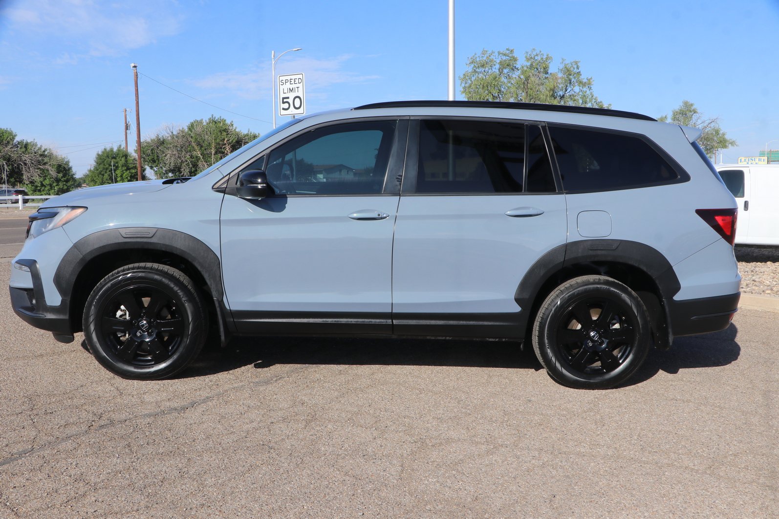 Used 2022 Honda Pilot TrailSport image 4
