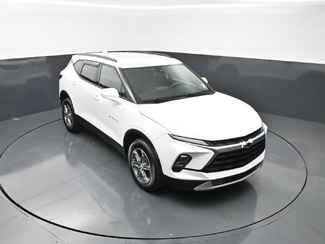 Used 2024 Chevrolet Blazer LT w/ Convenience Package FWD image 28