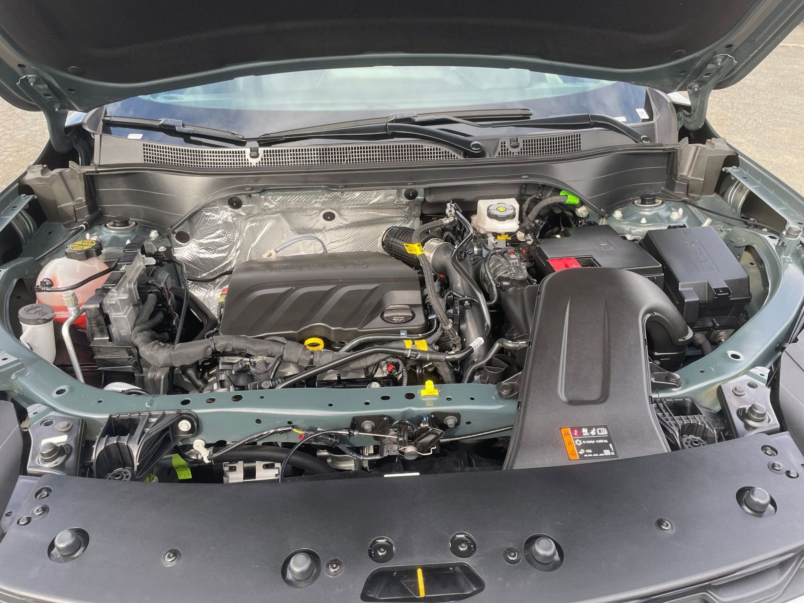 Used 2025 Chevrolet Trax LT w/ LT Convenience Package image 30