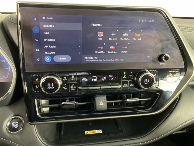 Used 2023 Toyota Highlander Limited image 23