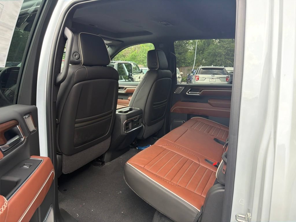 New 2026 GMC Sierra 2500 Denali Ultimate AWD/4WD image 12