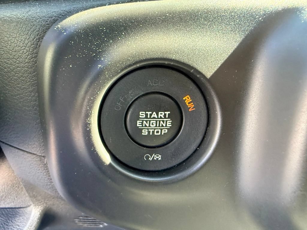 Used 2018 Jeep Wrangler Unlimited Sport AWD/4WD image 24