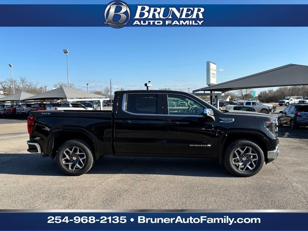 New 2026 GMC Sierra 1500 SLE w/ Preferred Package AWD/4WD image 4